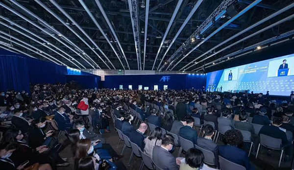 证监会等六部门打击资本市场财务造假：违规披露刑期上限由3年提高至10年